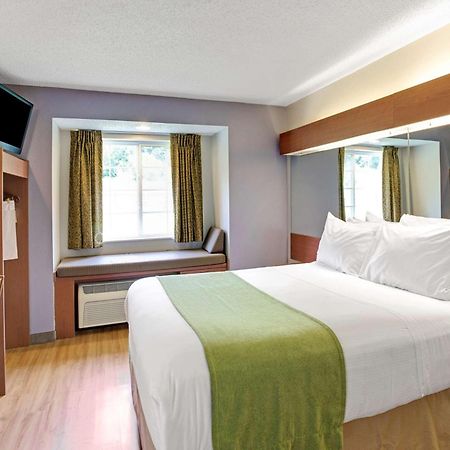 Microtel Inn & Suites By Wyndham Cherokee Kültér fotó