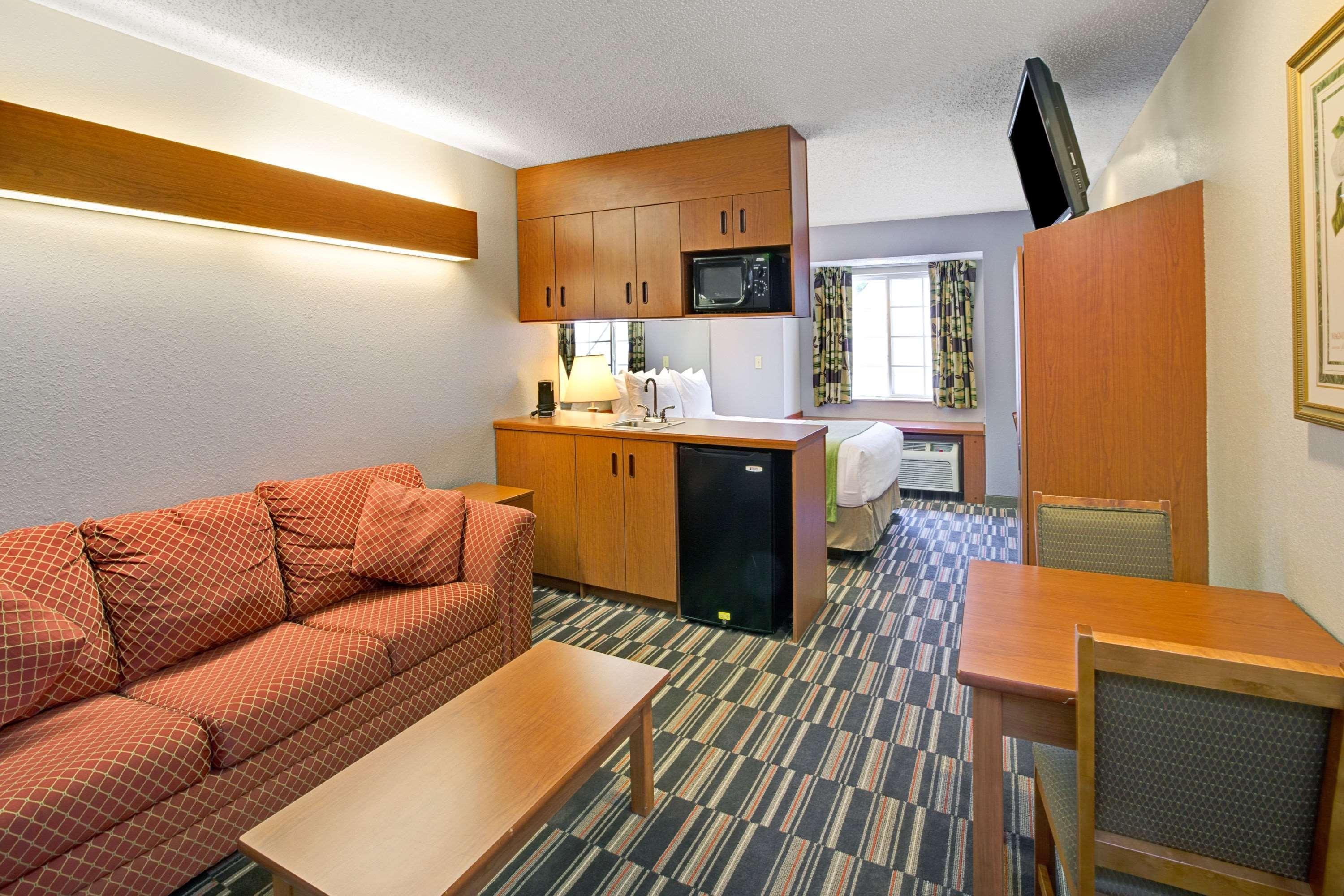 Microtel Inn & Suites By Wyndham Cherokee Kültér fotó