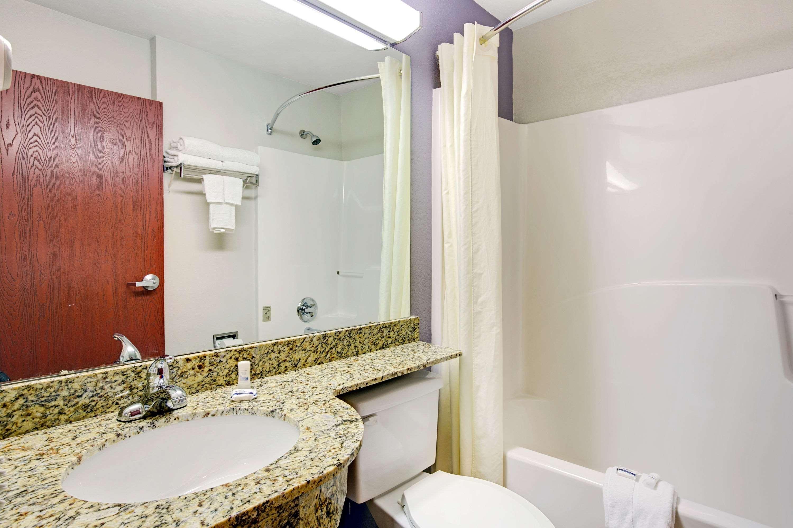 Microtel Inn & Suites By Wyndham Cherokee Kültér fotó