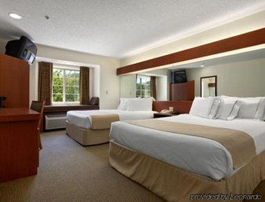 Microtel Inn & Suites By Wyndham Cherokee Szoba fotó