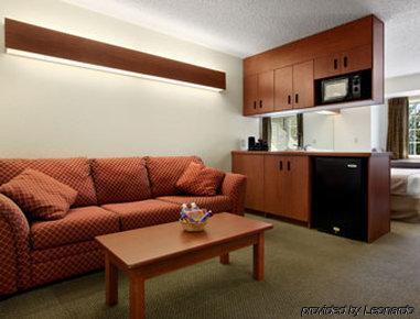 Microtel Inn & Suites By Wyndham Cherokee Szoba fotó